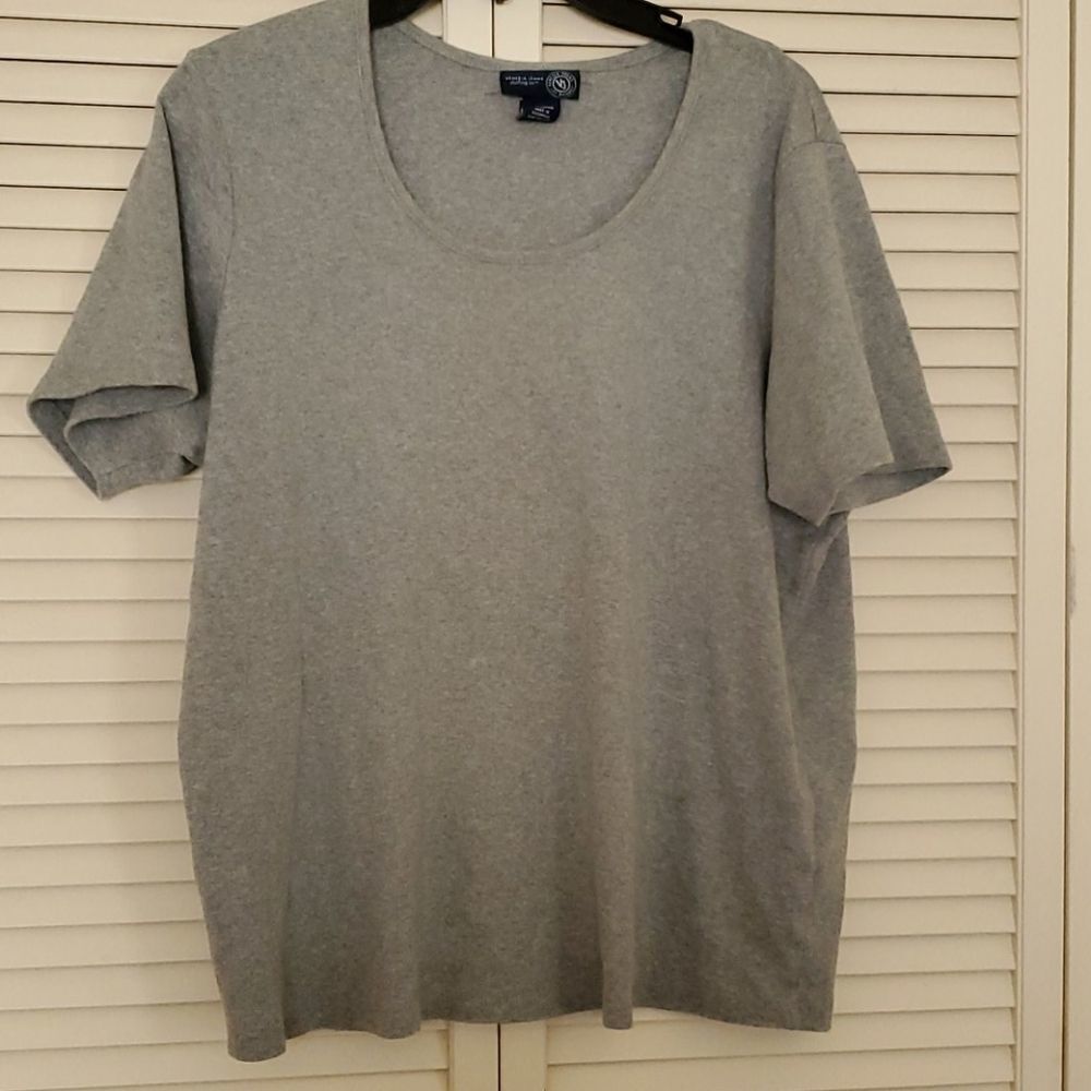 I Venezia Jeans Clothing Co. Gray T-Shirt